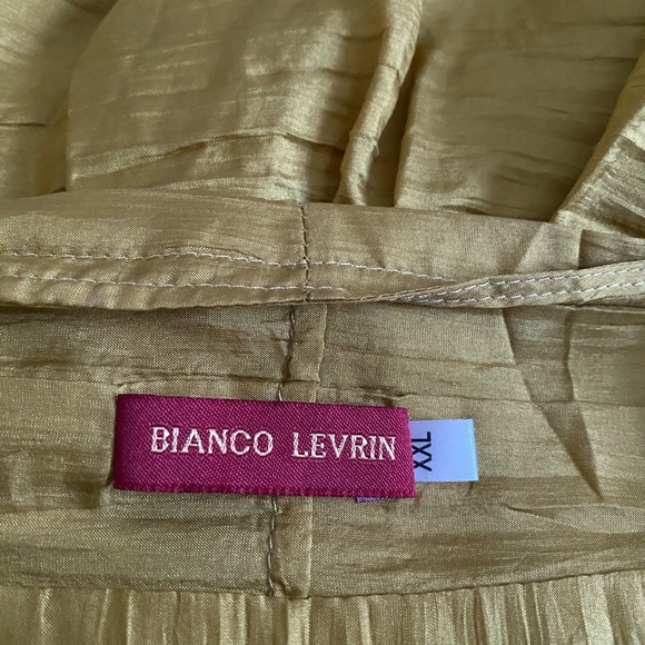 Silk Bianco Levrin Sleeveless Tunic Top - Picture 4 of 5